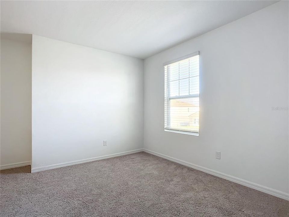 В аренду: $2,800 (5 спален, 4 ванн, 2804 Квадратных фут)