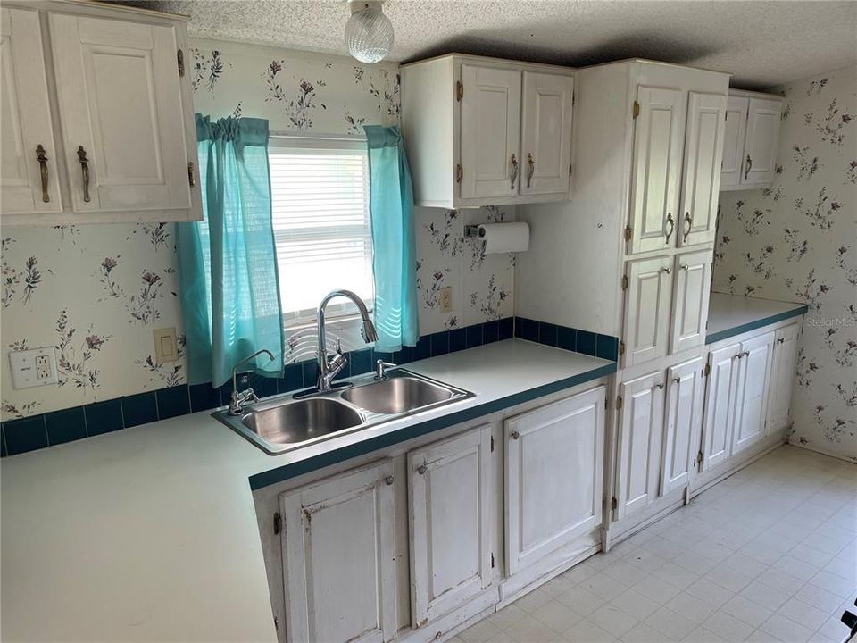 В аренду: $1,495 (2 спален, 2 ванн, 966 Квадратных фут)