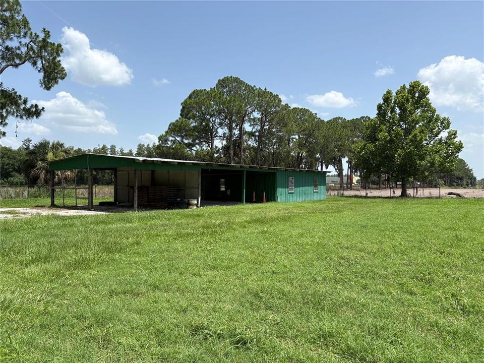 En Venta: $825,000 (3.12 acres)