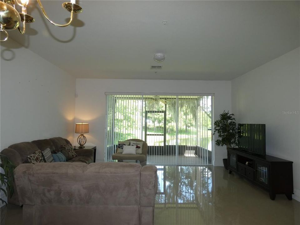 En Venta: $324,900 (3 camas, 2 baños, 1682 Pies cuadrados)