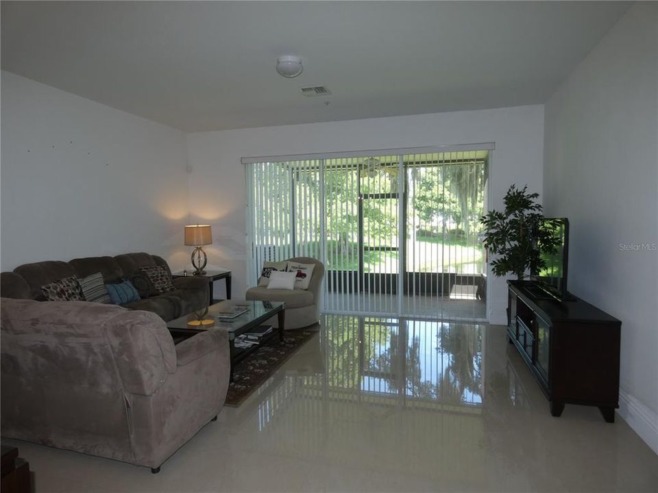 En Venta: $324,900 (3 camas, 2 baños, 1682 Pies cuadrados)