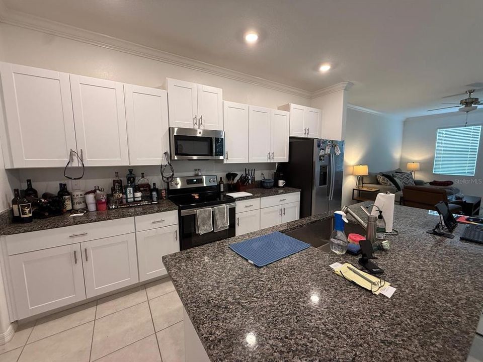 En Renta: $2,300 (3 camas, 2 baños, 1807 Pies cuadrados)