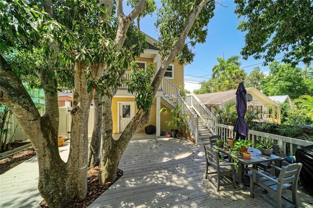 En Venta: $735,999 (4 camas, 3 baños, 1921 Pies cuadrados)