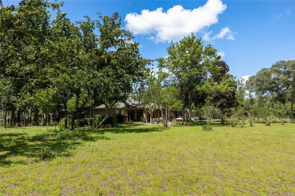 En Venta: $769,500 (5 camas, 4 baños, 3315 Pies cuadrados)