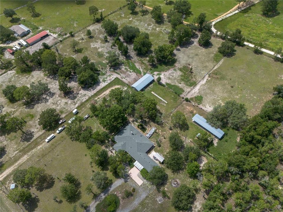 En Venta: $769,500 (5 camas, 4 baños, 3315 Pies cuadrados)