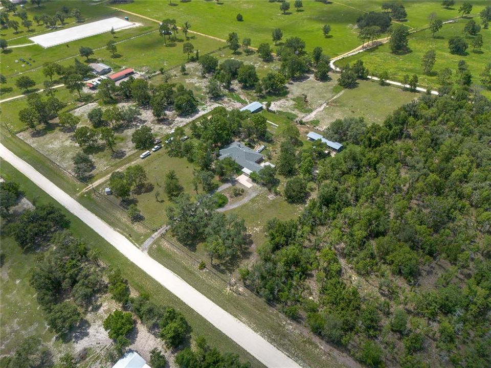 En Venta: $769,500 (5 camas, 4 baños, 3315 Pies cuadrados)