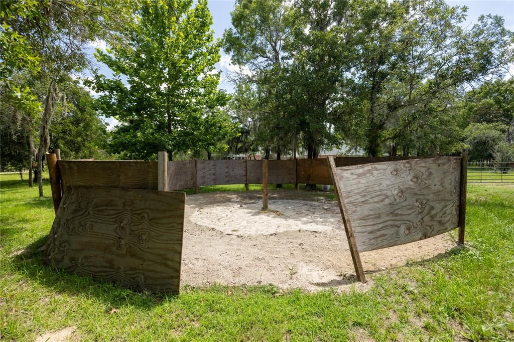 En Venta: $769,500 (5 camas, 4 baños, 3315 Pies cuadrados)