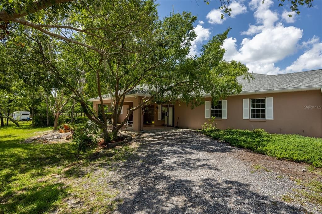 En Venta: $769,500 (5 camas, 4 baños, 3315 Pies cuadrados)