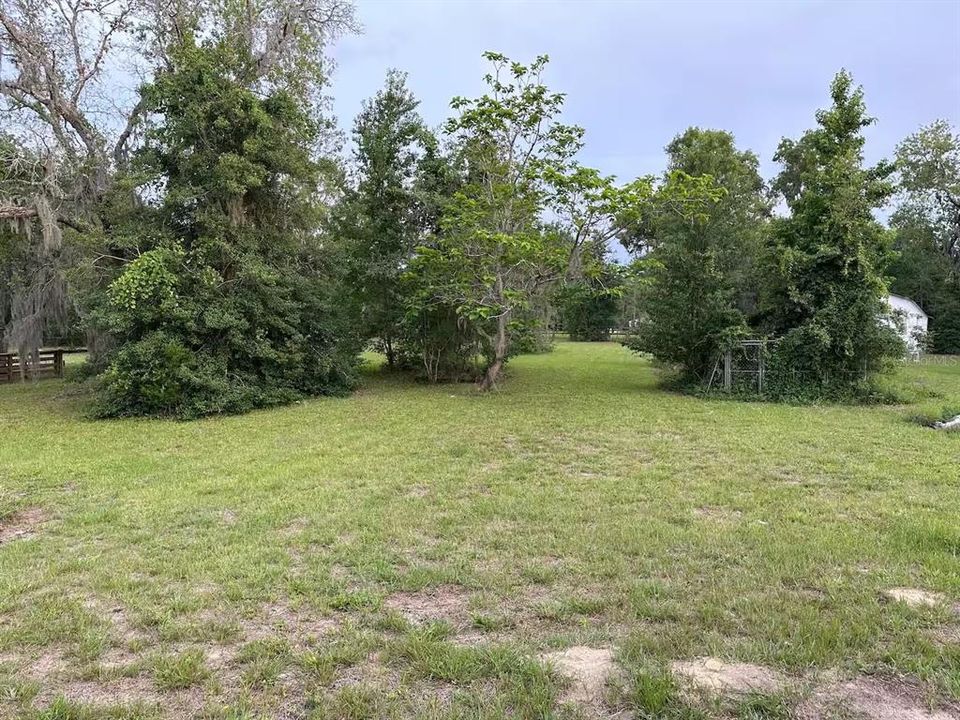 For Sale: $319,900 (3 beds, 2 baths, 1431 Square Feet)