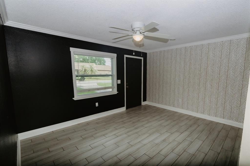 На продажу: $249,999 (3 спален, 2 ванн, 1220 Квадратных фут)