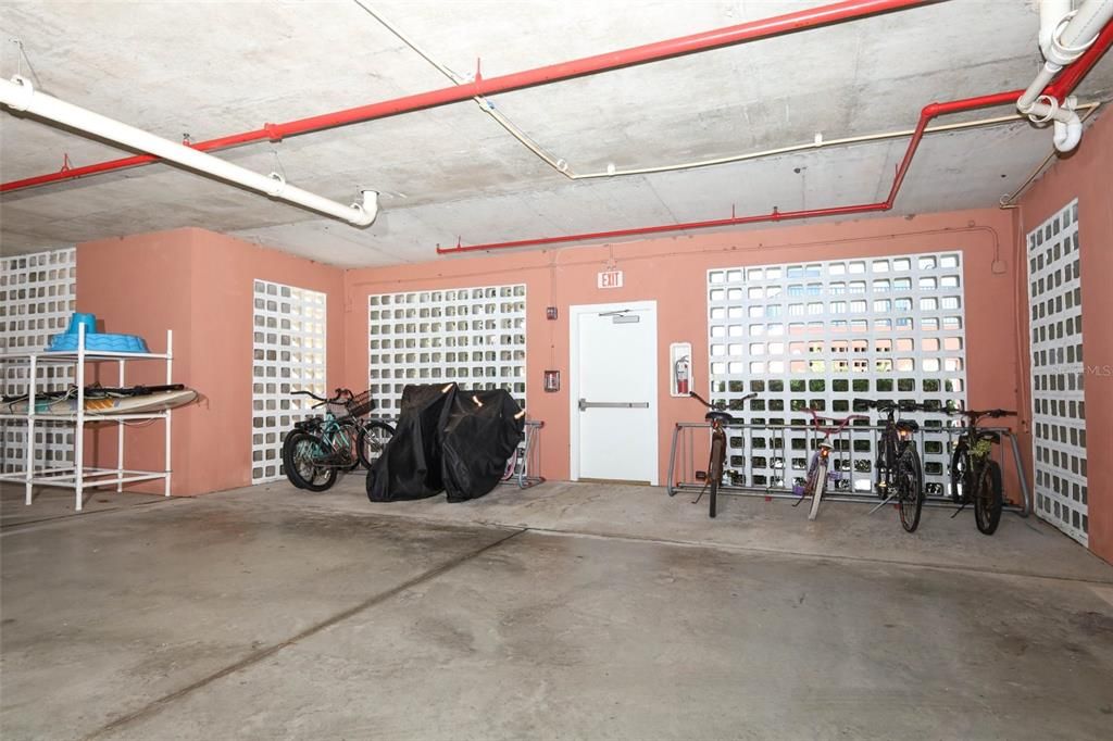 For Sale: $500,000 (3 beds, 2 baths, 1698 Square Feet)