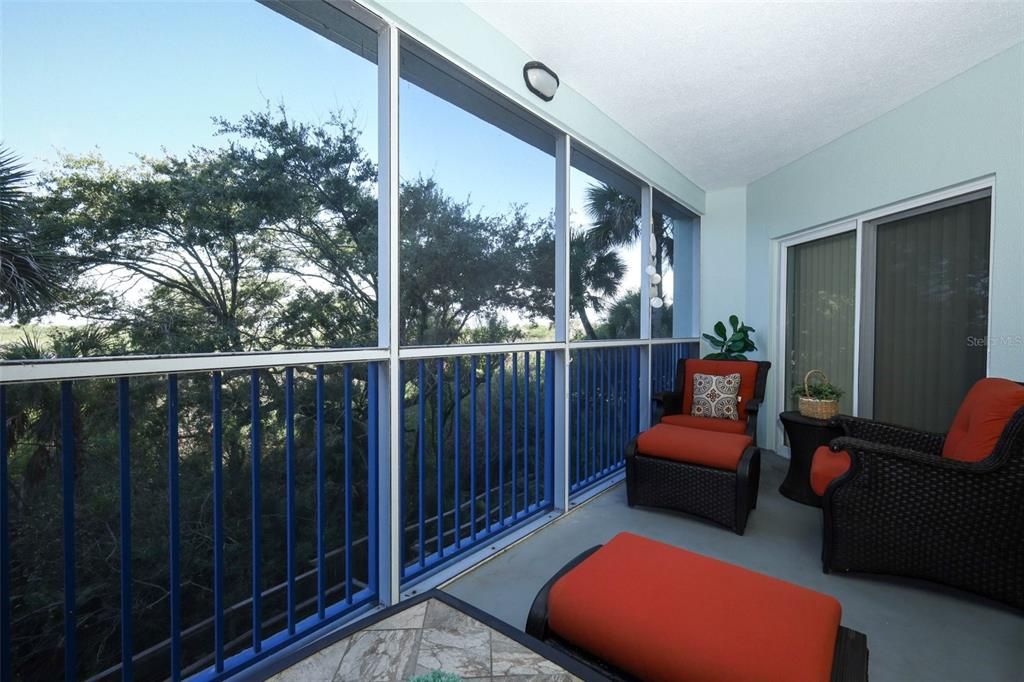 For Sale: $500,000 (3 beds, 2 baths, 1698 Square Feet)