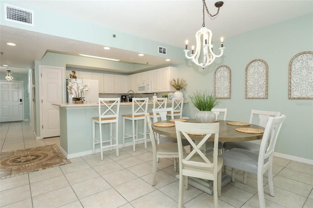 For Sale: $500,000 (3 beds, 2 baths, 1698 Square Feet)