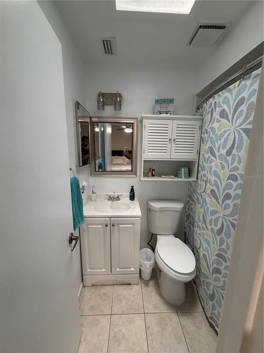 В аренду: $1,700 (2 спален, 2 ванн, 837 Квадратных фут)