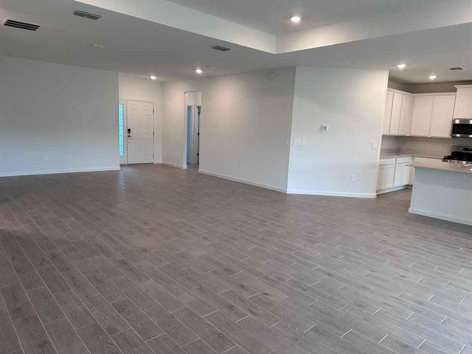 В аренду: $2,750 (4 спален, 2 ванн, 2268 Квадратных фут)