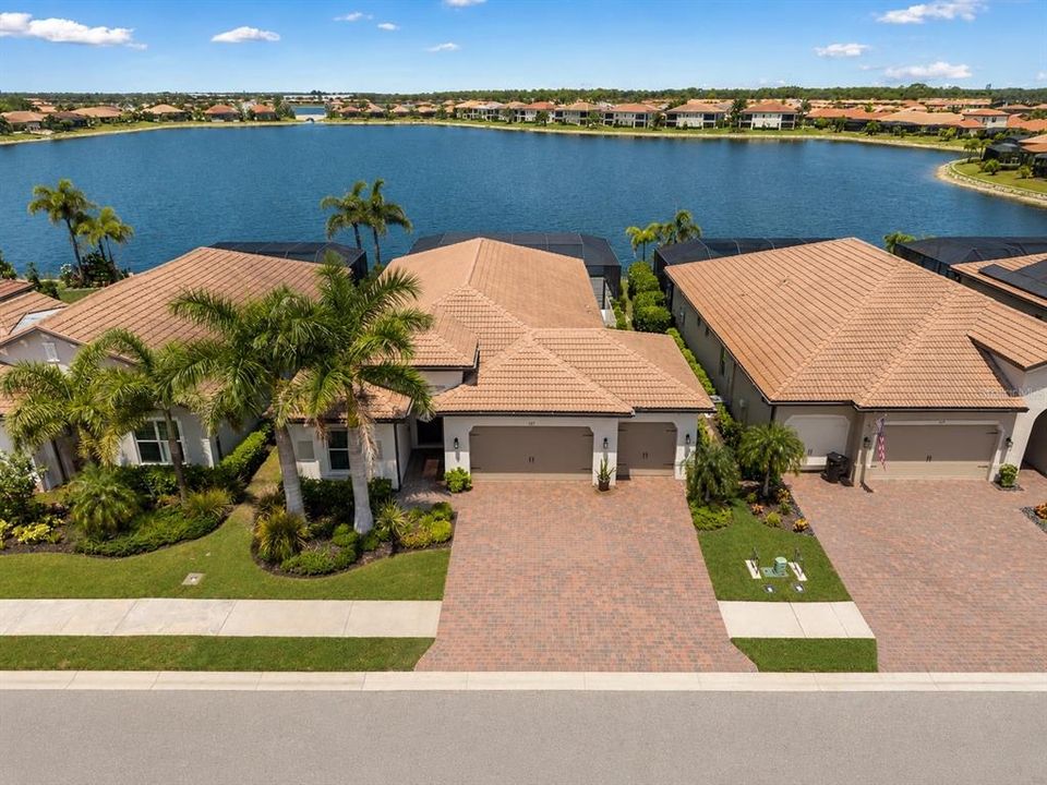 На продажу: $889,999 (3 спален, 2 ванн, 2248 Квадратных фут)