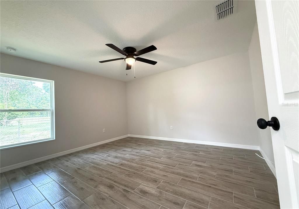 For Sale: $249,900 (3 beds, 2 baths, 1209 Square Feet)