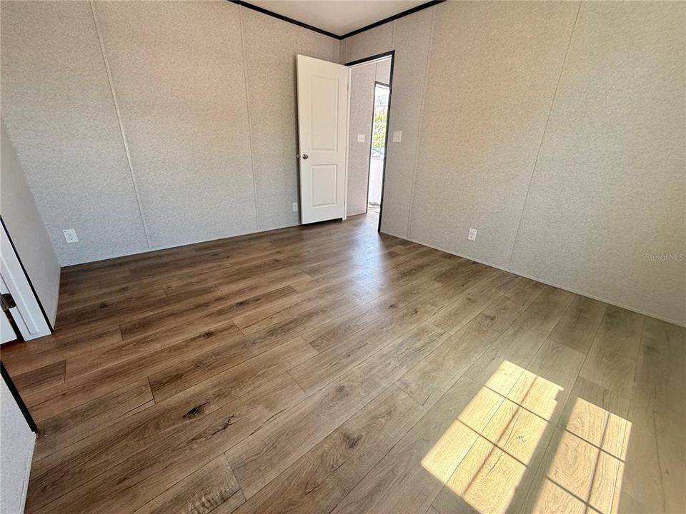 На продажу: $184,900 (2 спален, 2 ванн, 746 Квадратных фут)