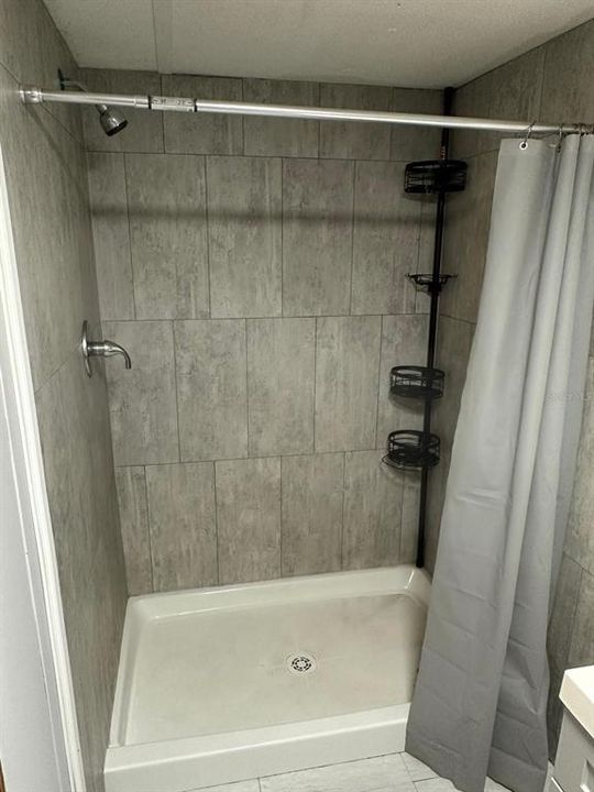 For Rent: $1,550 (3 beds, 2 baths, 1064 Square Feet)