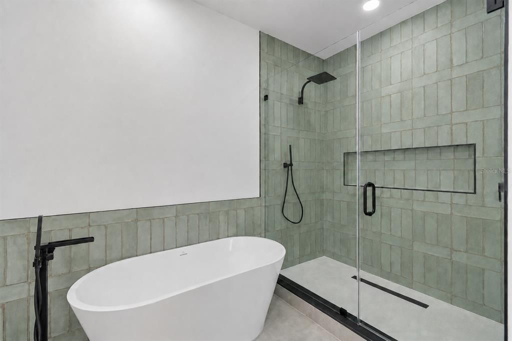 На продажу: $1,199,900 (4 спален, 4 ванн, 3125 Квадратных фут)