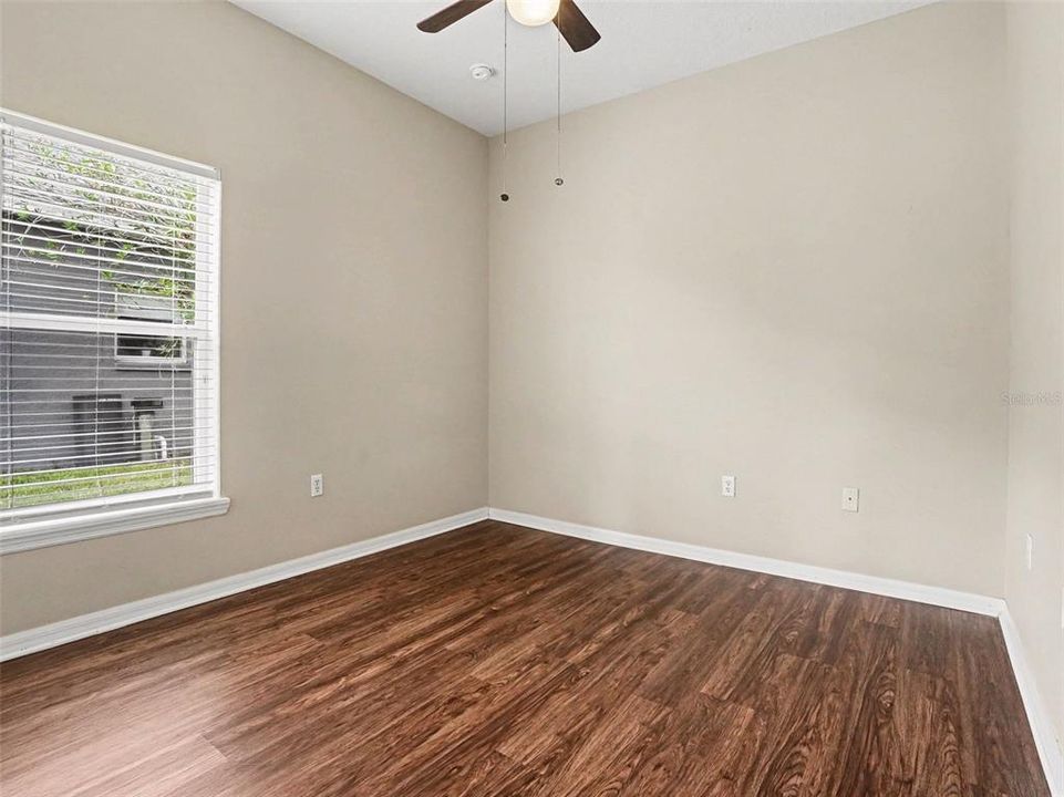 Active With Contract: $354,900 (3 beds, 2 baths, 1630 Square Feet)