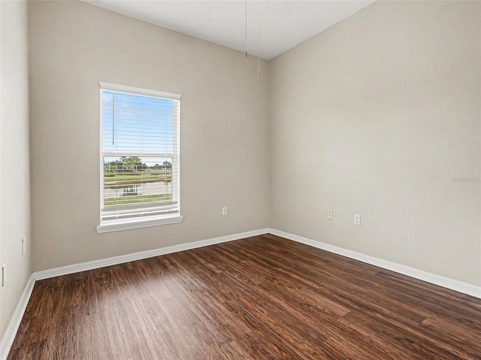 Active With Contract: $354,900 (3 beds, 2 baths, 1630 Square Feet)