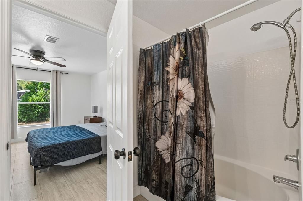 En Venta: $289,000 (3 camas, 2 baños, 1313 Pies cuadrados)