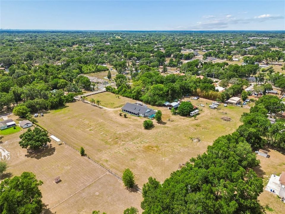 На продажу: $375,000 (6.02 acres)