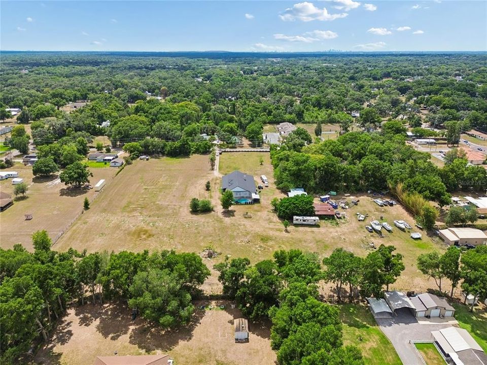 На продажу: $375,000 (6.02 acres)