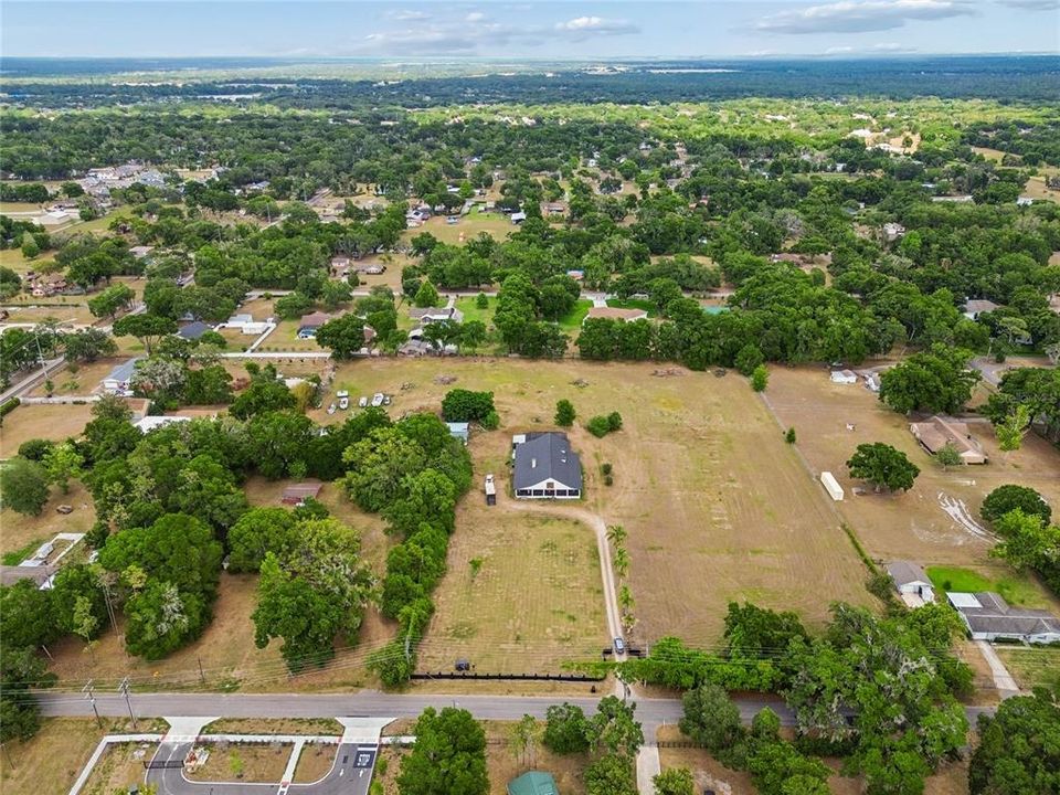На продажу: $375,000 (6.02 acres)