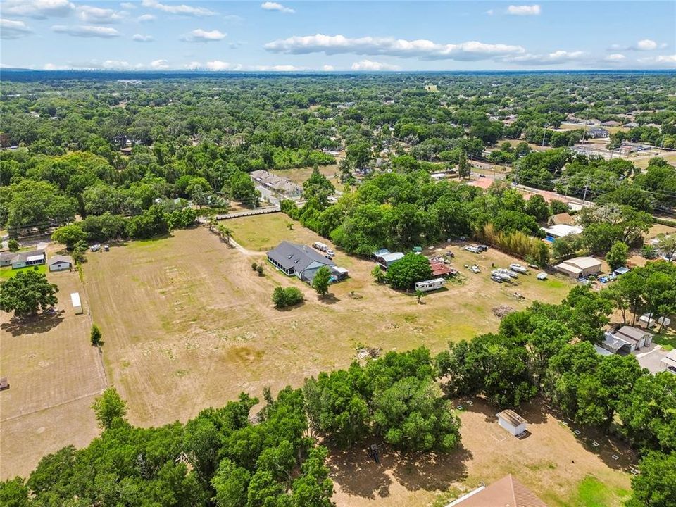 На продажу: $375,000 (6.02 acres)
