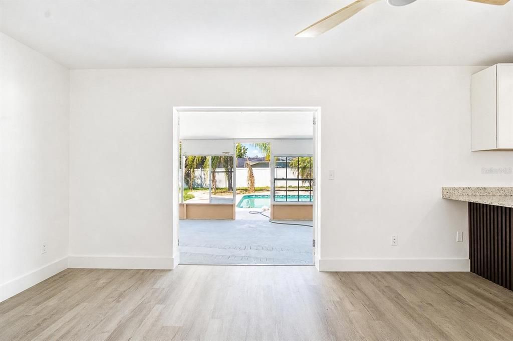 For Sale: $430,000 (4 beds, 0 baths, 2000 Square Feet)