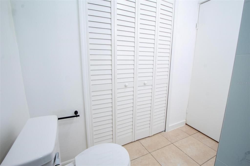 For Sale: $430,000 (4 beds, 0 baths, 2000 Square Feet)
