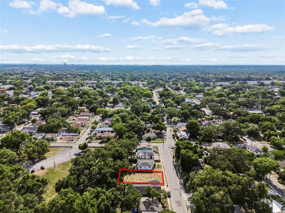 待售: $129,900 (0.11 acres)
