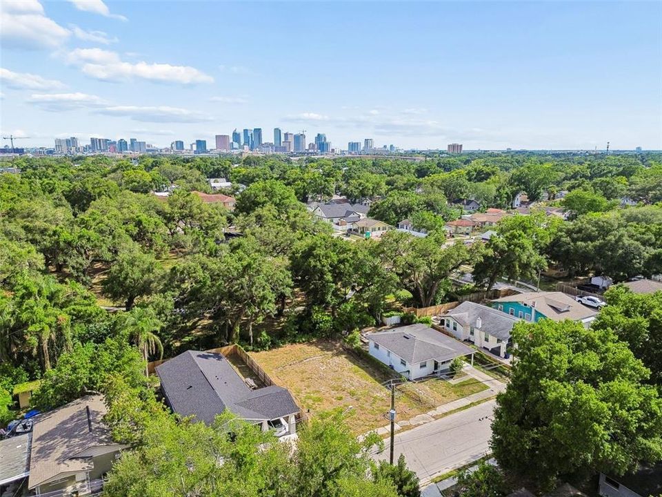 待售: $129,900 (0.11 acres)