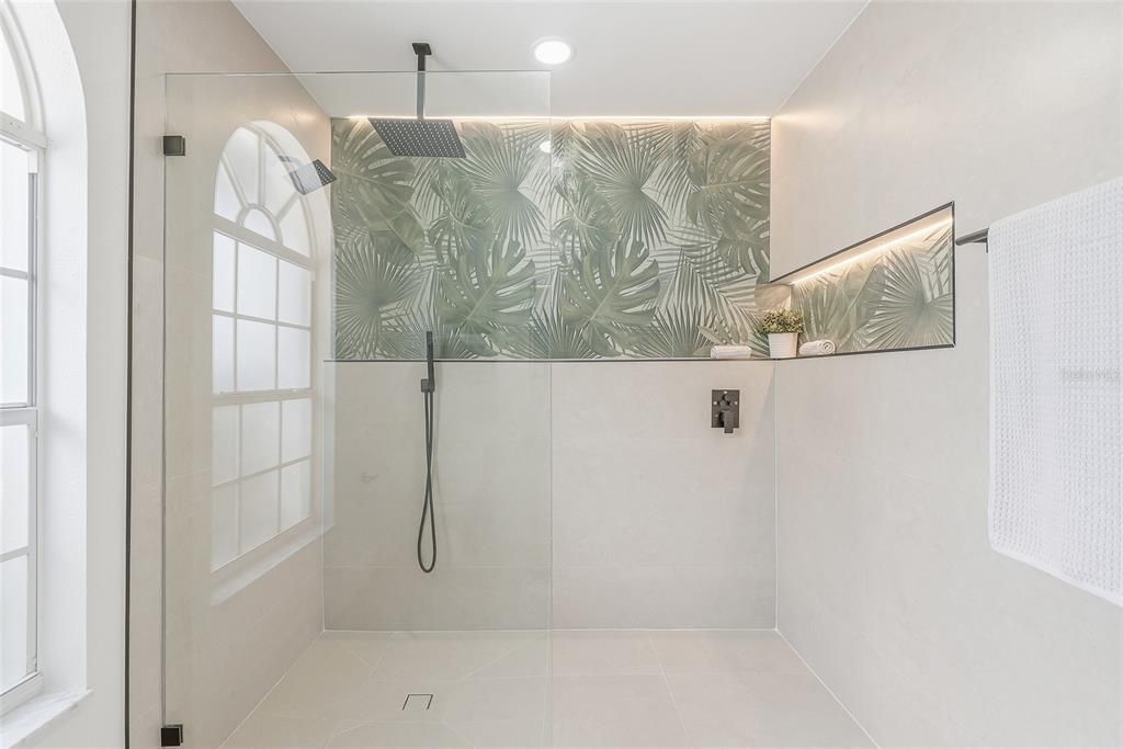 На продажу: $629,900 (3 спален, 2 ванн, 1742 Квадратных фут)
