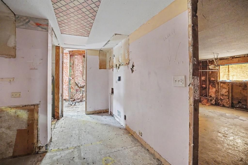 На продажу: $249,990 (3 спален, 3 ванн, 1756 Квадратных фут)
