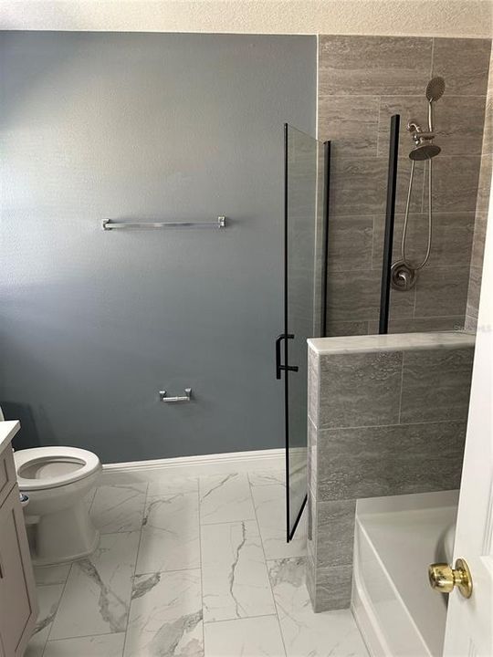 В аренду: $3,200 (4 спален, 2 ванн, 2563 Квадратных фут)