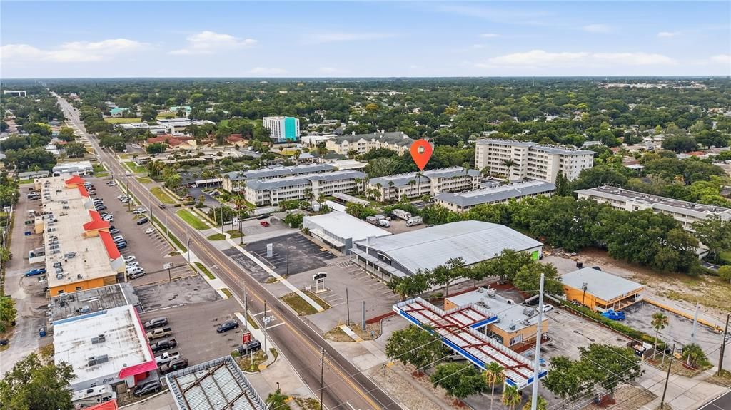 Activo con contrato: $115,900 (2 camas, 1 baños, 973 Pies cuadrados)