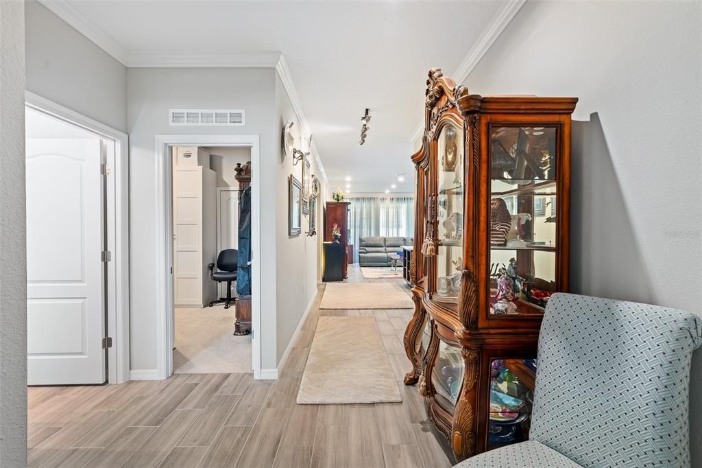 For Sale: $375,000 (3 beds, 2 baths, 1852 Square Feet)