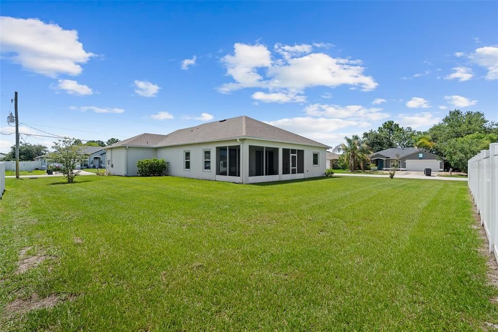 For Sale: $375,000 (3 beds, 2 baths, 1852 Square Feet)