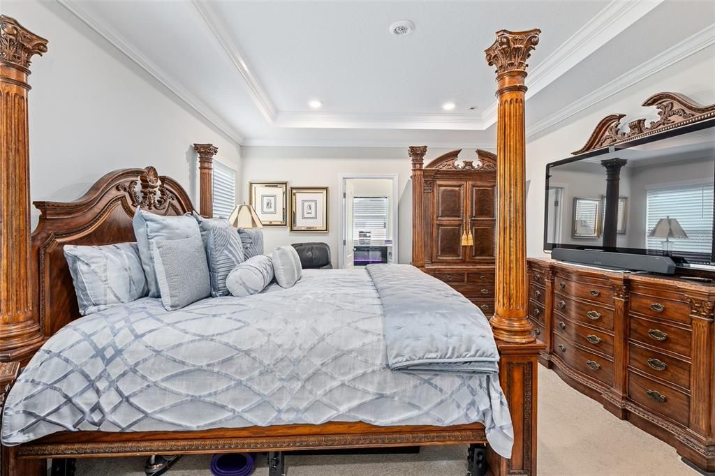 For Sale: $375,000 (3 beds, 2 baths, 1852 Square Feet)