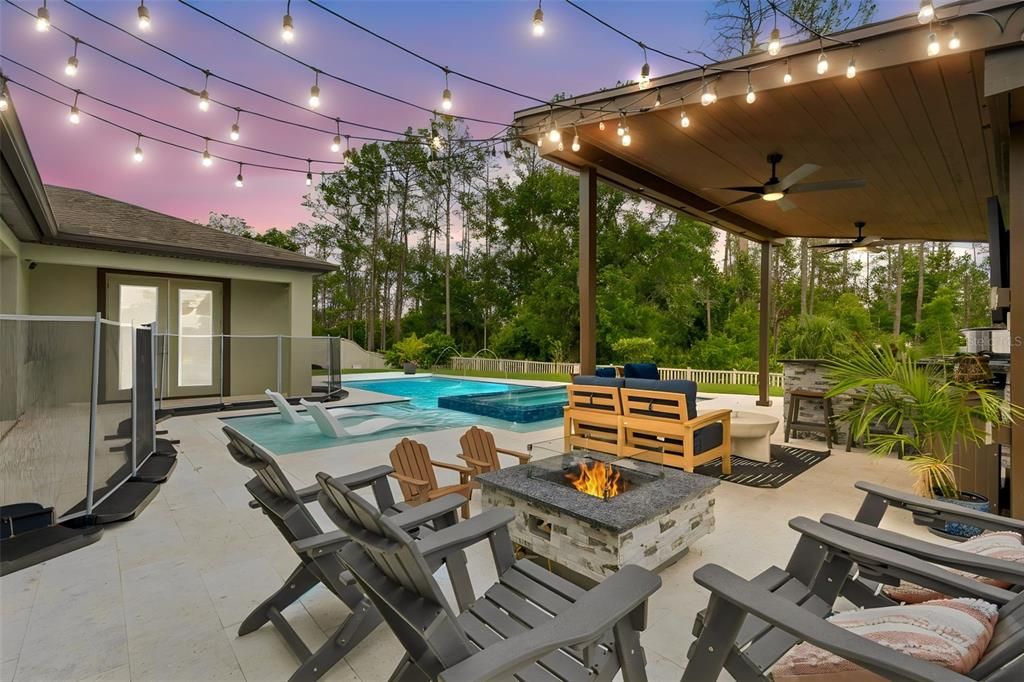 Active With Contract: $875,000 (4 beds, 3 baths, 3227 Square Feet)