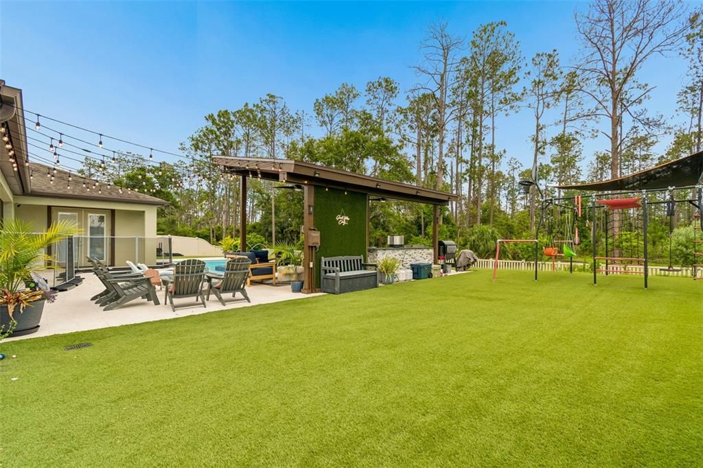 Active With Contract: $875,000 (4 beds, 3 baths, 3227 Square Feet)