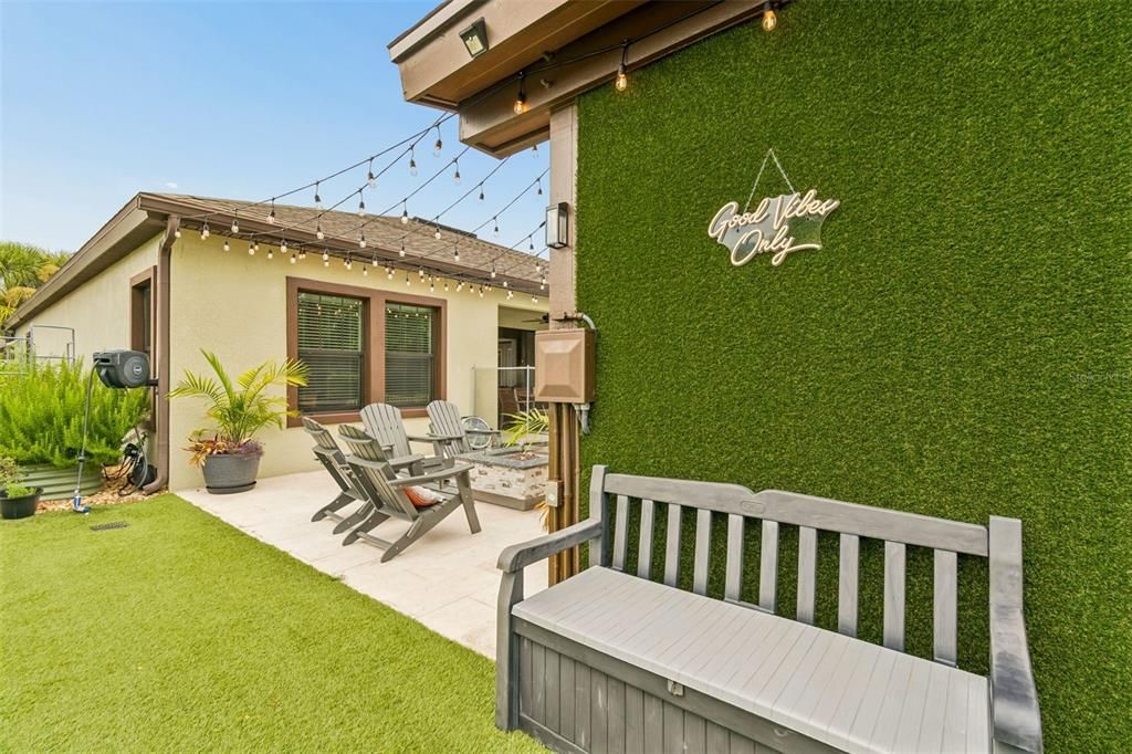 Active With Contract: $875,000 (4 beds, 3 baths, 3227 Square Feet)
