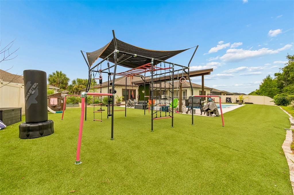 Active With Contract: $875,000 (4 beds, 3 baths, 3227 Square Feet)