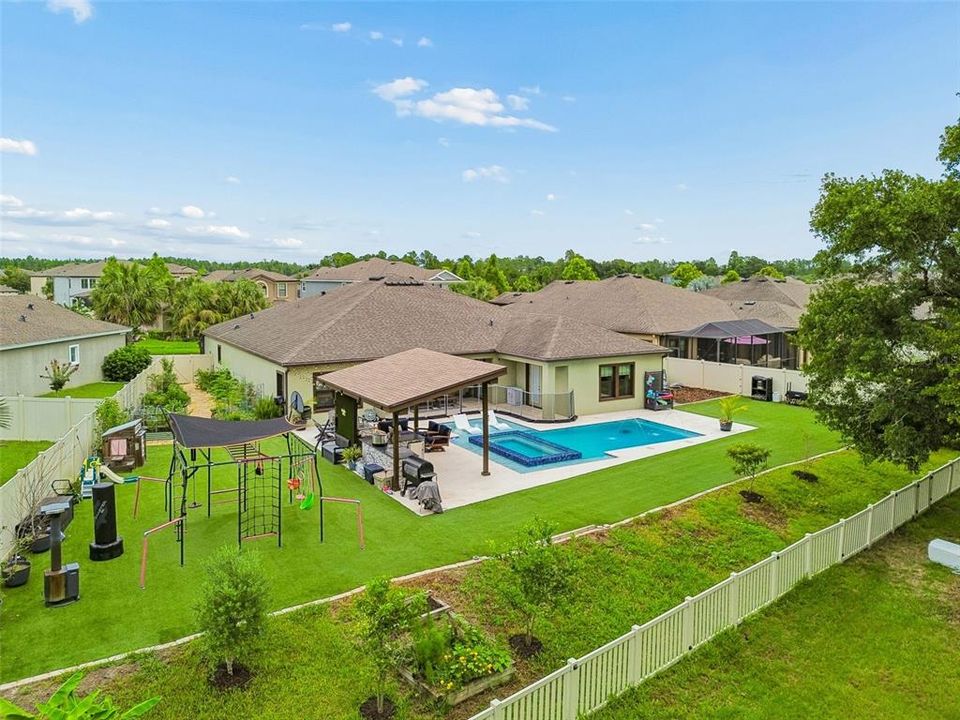 Active With Contract: $875,000 (4 beds, 3 baths, 3227 Square Feet)