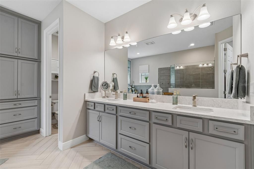 Active With Contract: $875,000 (4 beds, 3 baths, 3227 Square Feet)