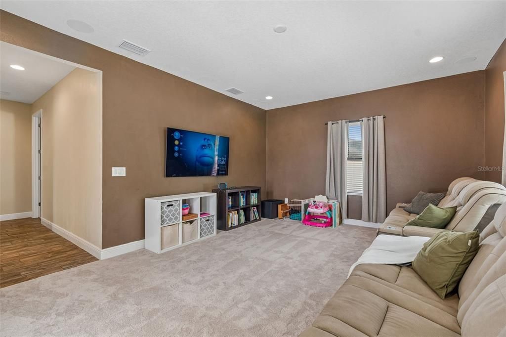 Active With Contract: $875,000 (4 beds, 3 baths, 3227 Square Feet)