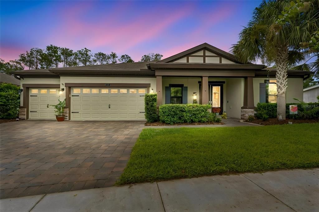 Active With Contract: $875,000 (4 beds, 3 baths, 3227 Square Feet)